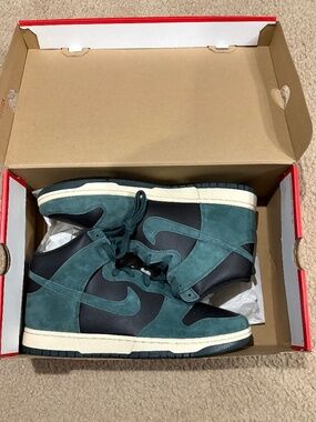 Nike Dunk High Retro PRM